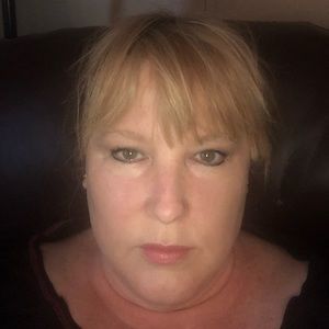 Meet your Posher, Joy